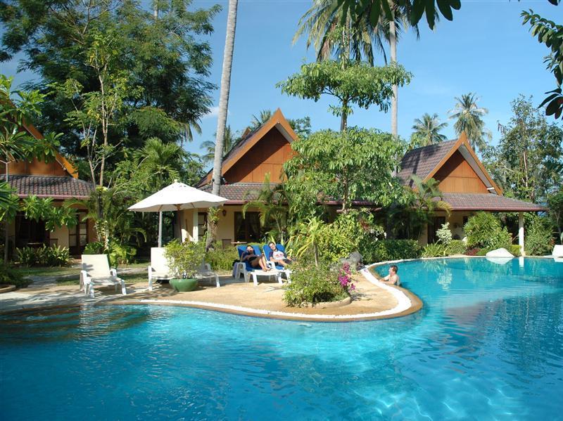 Palm Garden Resort Rawai Bagian luar foto